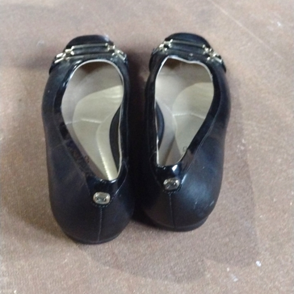 Shoes - Picture 3 of 3